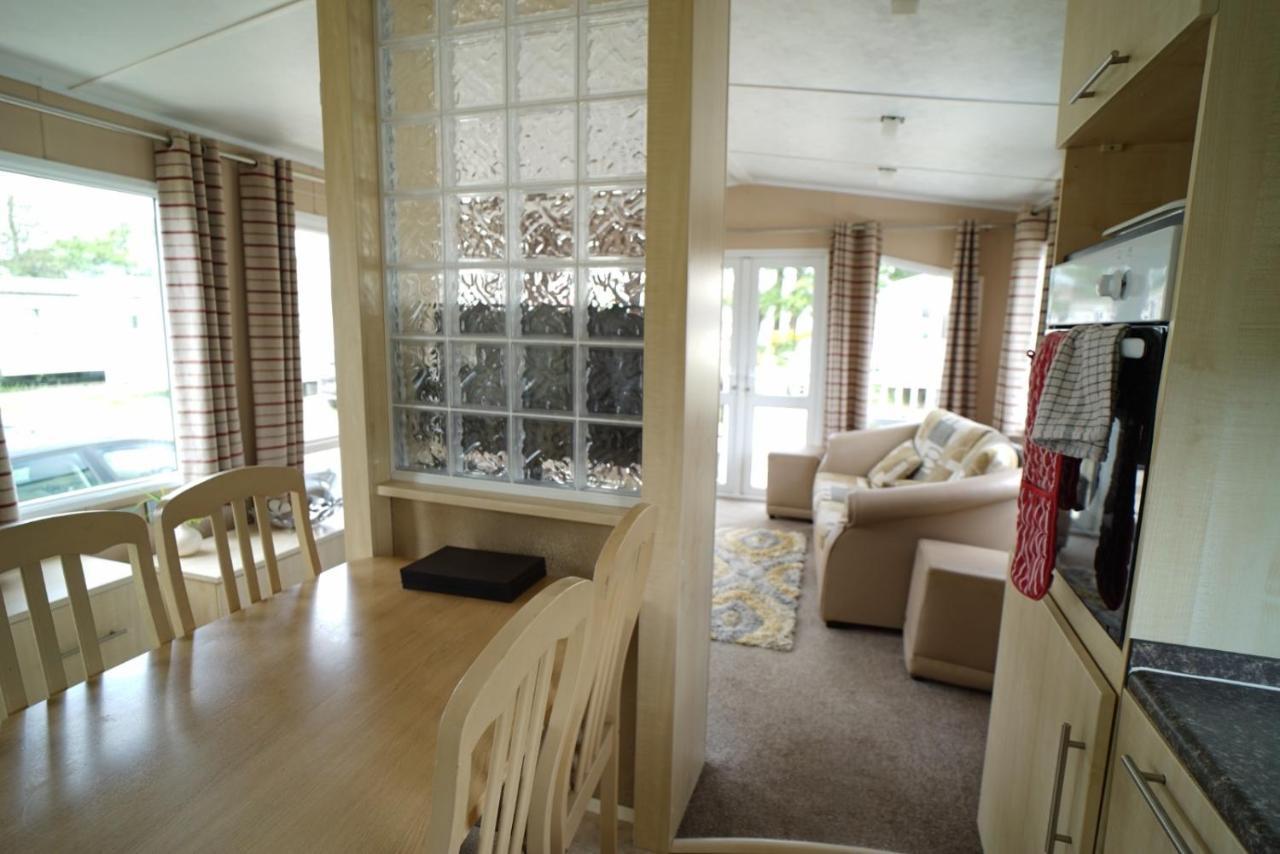 Manor Park Hunstanton Pets Go Free Linen Included Villa Exterior photo